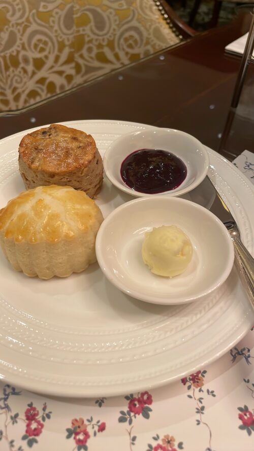 リッツカールトン大阪のアフタヌーンティーのスコーン